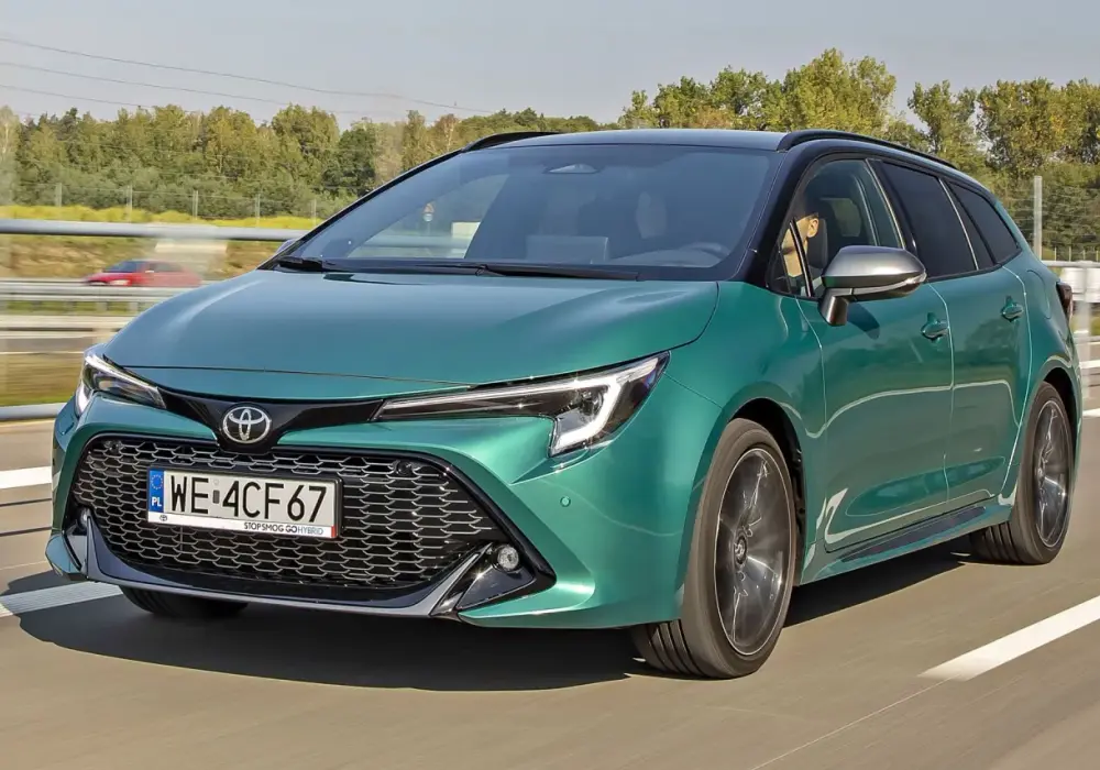 Toyota Corolla TS Kombi 2026 - Czy warto? Ceny, bagażnik i opinie