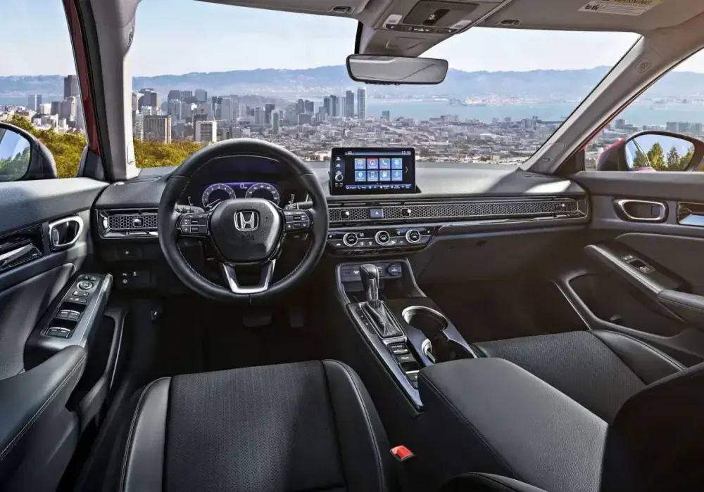 Honda Civic XI e:HEV - hybrydowy kompakt, który ma sens
