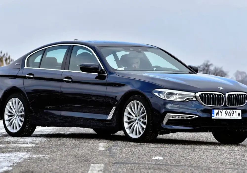 BMW 530e - kiedy hybryda Serii 5 ma sens?