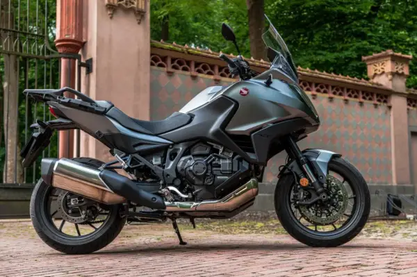 Honda Deauville NT650V i NT700V - Na co uważać przy zakupie?