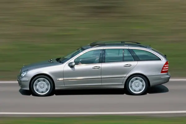 Mercedes W203 1.8 Kompressor – niezawodność, osiągi i opinie użytkowników
