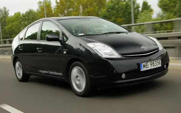 Toyota Prius II - usterki, spalanie i koszty. Czy to wciąż dobry wybór?