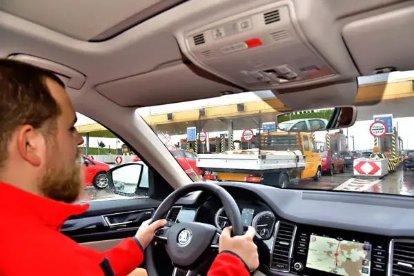 Jak działa BlaBlaCar - Jak rezerwować przejazdy i na co uważać?