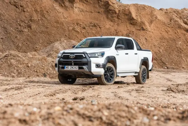 Toyota Hilux - Czy warto kupić sprawdzoną legendę?